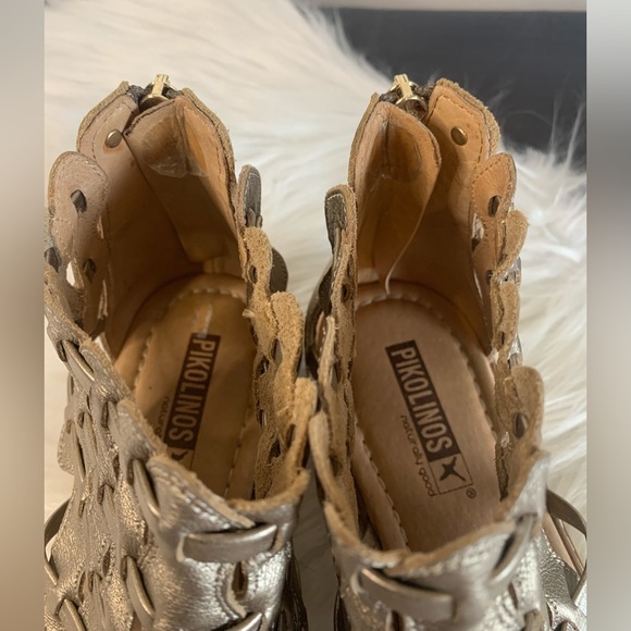 Pikolinos Women's Metallic Sandals - Picture 5 of 8